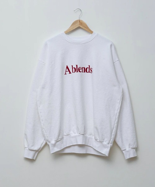 A blends(エイブレンズ)の「A blends 製品染めフロッキープリントスウェットクルーネック(スウェット・メンズ・モカ/グリーン/ホワイト・X-LARGE/MEDIUM)」の2枚目の写真