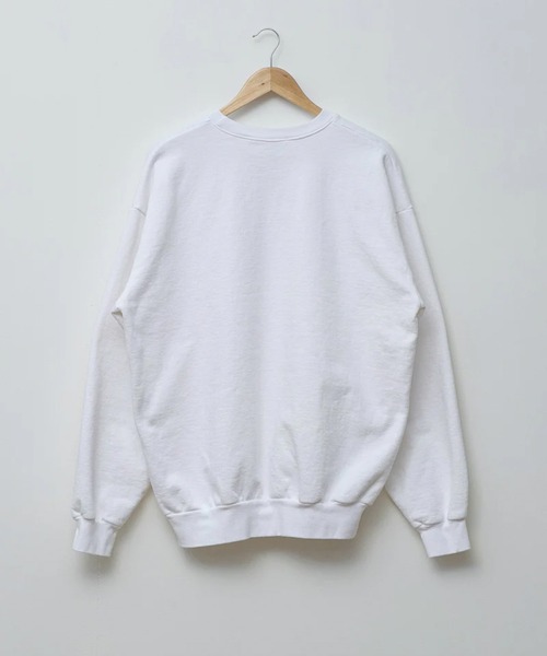 A blends(エイブレンズ)の「A blends 製品染めフロッキープリントスウェットクルーネック(スウェット・メンズ・モカ/グリーン/ホワイト・X-LARGE/MEDIUM)」の4枚目の写真