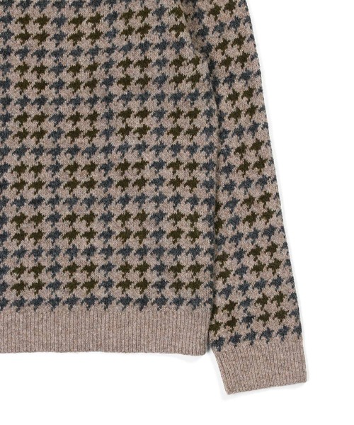 The DUFFER of ST.GEORGE（ザダファーオブセントジョージ）の「JACQUARD GUN CLUB CHECK KNIT：ジャガード ガンクラブチェック ニット（ニット/セーター・メンズ・カーキ/ブラウン・MEDIUM/LARGE）」の16枚目の写真