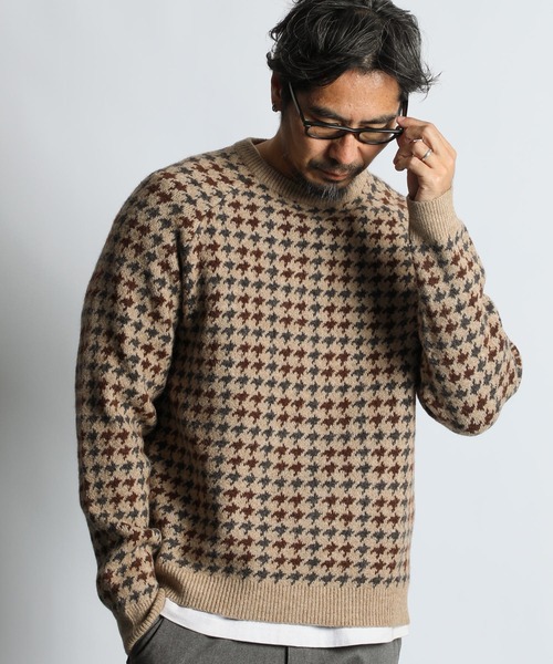 The DUFFER of ST.GEORGE（ザダファーオブセントジョージ）の「JACQUARD GUN CLUB CHECK KNIT：ジャガード ガンクラブチェック ニット（ニット/セーター・メンズ・カーキ/ブラウン・MEDIUM/LARGE）」の3枚目の写真
