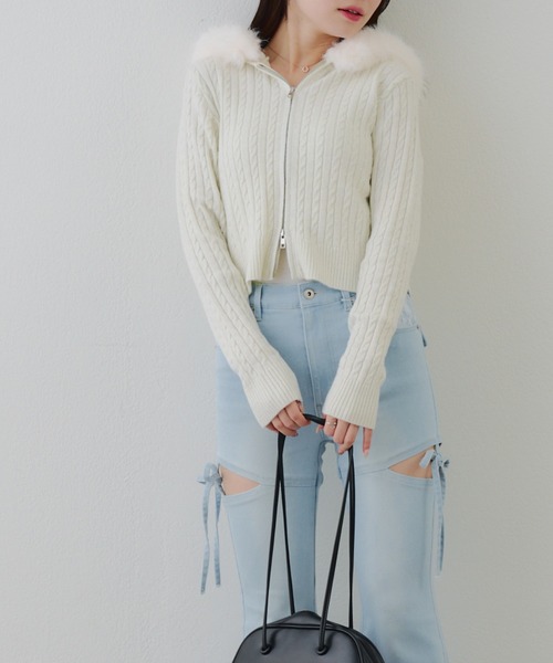 continuer de NICE CLAUP（コンティニューデナイスクラップ）の「キラキラケーブルファーパーカー（ニット/セーター・レディース・ピンク/アイボリー/トップグレー/ブラック・FREE）」の13枚目の写真