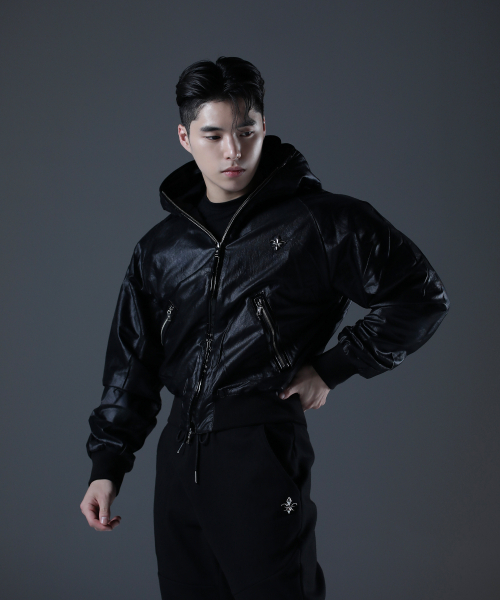 CARMID(カミド)の「ウィンドブレーカー フードバイカラー 春ボンバージャケット(ナイロンジャケット・メンズ・その他・1/2/3)」の5枚目の写真