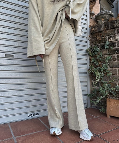center seam rib flare PT（その他パンツ）｜WILLFULLY（ウィルフリー