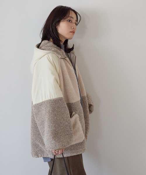 HEART MARKET(ハートマーケット)の「配色ボアフーディジャケット(その他アウター・レディース・カーキ/ベージュ/チャコール・FREE)」の5枚目の写真