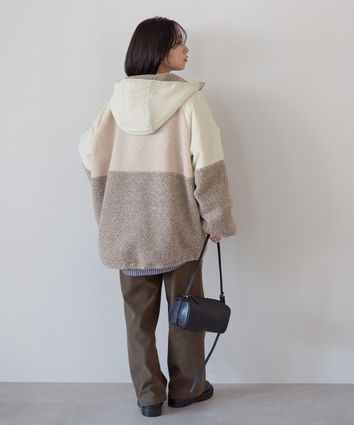 HEART MARKET(ハートマーケット)の「配色ボアフーディジャケット(その他アウター・レディース・カーキ/ベージュ/チャコール・FREE)」の13枚目の写真