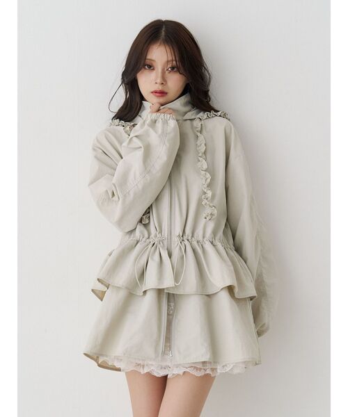 jouetie（ジュエティ）の「フリルマウンテンブルゾン フード付き（ナイロンジャケット・レディース・アイボリー/カーキ/ブラック・MEDIUM）」の19枚目の写真