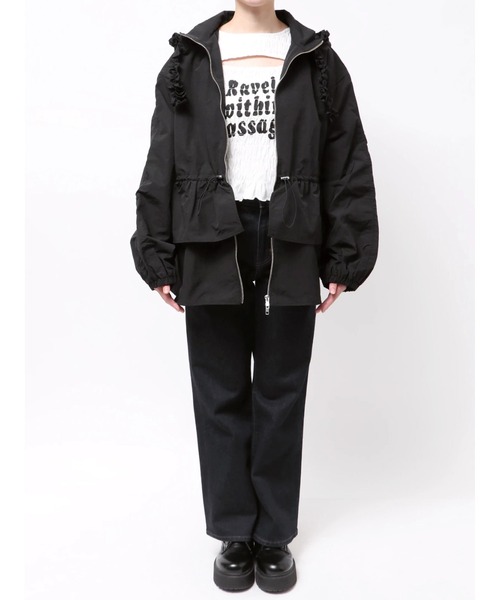 jouetie(ジュエティ)の「フリルマウンテンブルゾン フード付き 春アウター 春服(ナイロンジャケット・レディース・アイボリー/カーキ/ブラック・MEDIUM)」の15枚目の写真