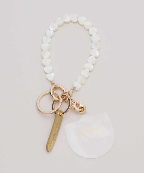 Spick & Span（スピックアンドスパン）の「HASHIBAMI / ハシバミ シェルハートスマホストラップ（その他小物・レディース・ホワイト・FREE）」の4枚目の写真