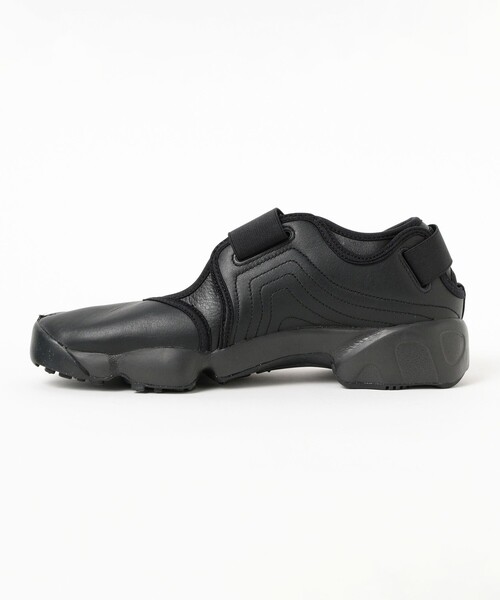 NIKE(ナイキ)の「NIKE / WMNS AIR RIFT BLACK(スニーカー・メンズ・ブラック・29.0cm/28.0cm/27.0cm)」の2枚目の写真