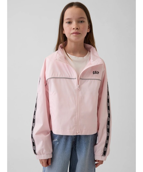 GAP(ギャップ)の「リラックスフィット ウィンドブレーカージャケット (キッズ)(ナイロンジャケット・キッズ・ピンク・130cm/140cm/150cm/120cm/110cm/160cm)」の1枚目の写真