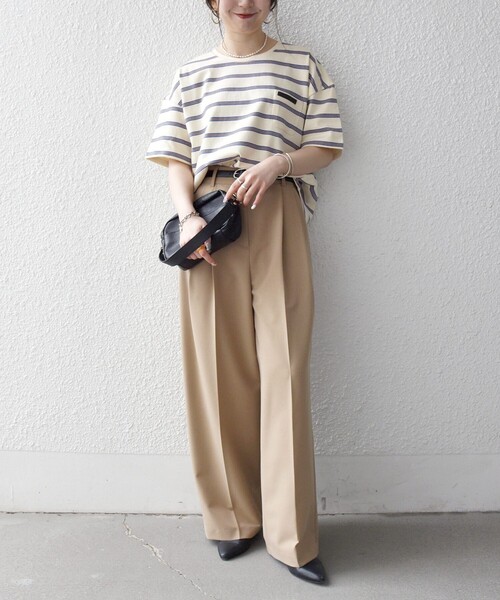 SHIPS any(シップス エニィ)の「SHIPS any:〈洗濯機可能〉マルチボーダー ワイド TEE(Tシャツ/カットソー・レディース・オフホワイト/チャコールグレー/グリーン・ONE SIZE)」の4枚目の写真