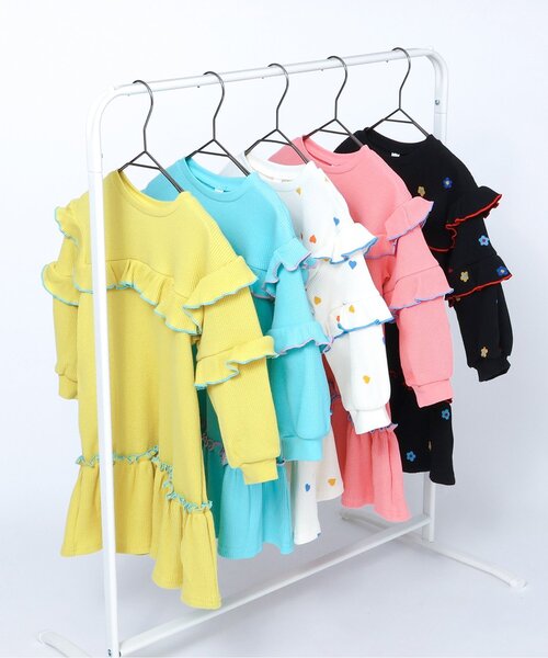 apres les cours（アプレレクール）の「ワッフルメニーフリルワンピース_ジュニア対応（ワンピース・キッズ・ターコイズブルー/ブラック/アイボリー/イエロー/サーモンピンク・90/80/110/100/140/130/120）」の6枚目の写真