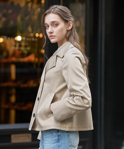 DRESSTERIOR（ドレステリア）の「【撥水素材】Aラインショートトレンチジャケット（トレンチコート・レディース・ベージュ/ネイビー・34/36/38）」の7枚目の写真