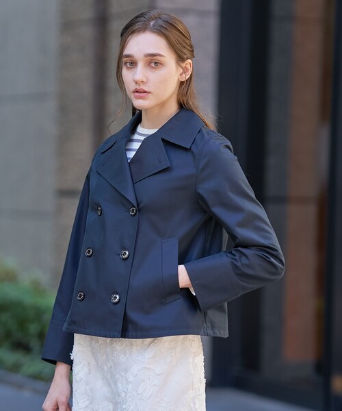 DRESSTERIOR（ドレステリア）の「【撥水素材】Aラインショートトレンチジャケット（トレンチコート・レディース・ベージュ/ネイビー・34/36/38）」の12枚目の写真