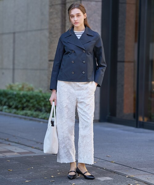 DRESSTERIOR（ドレステリア）の「【撥水素材】Aラインショートトレンチジャケット（トレンチコート・レディース・ベージュ/ネイビー・34/36/38）」の20枚目の写真