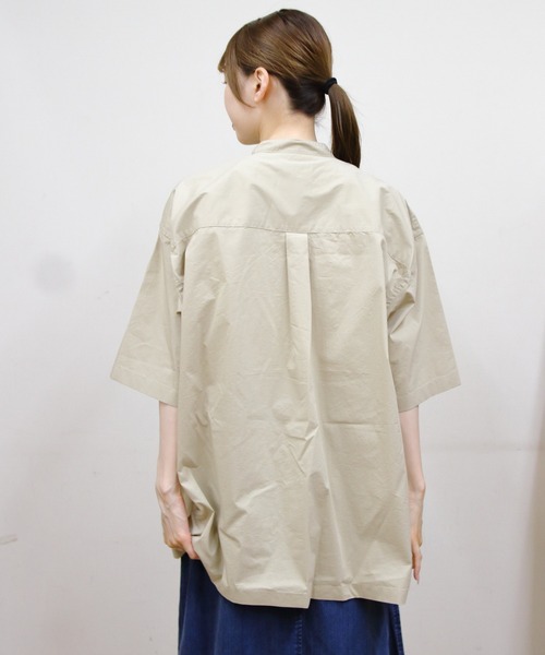 GYMPHLEX(ジムフレックス)の「Gymphlex/ジムフレックス バンドカラーショートスリーブシャツ BAND COLLAR SHORTSLEEVE SHIRT GY-B0371 TTO(シャツ/ブラウス・メンズ・ベージュ/サックスブルー・M/L)」の5枚目の写真