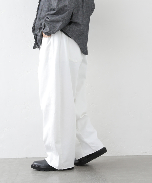 JOURNAL STANDARD LUXE（ジャーナルスタンダード　ラックス）の「11OZデニム スウィッチパンツ（001/010）（デニムパンツ・レディース・ブラック/ホワイト・SMALL/MEDIUM）」の11枚目の写真