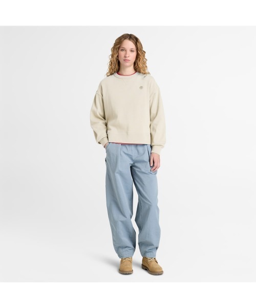 Timberland(ティンバーランド)の「クルーネック スウェットシャツ レディース(スウェット・レディース・アイボリー・LARGE/X-LARGE/SMALL/MEDIUM)」の2枚目の写真