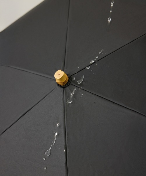 ROPE'（ロペ）の「[晴雨兼用傘]バンブーハンドルバイカラー折りたたみ傘(撥水雨傘・遮熱日傘)/UV&遮光率100%カット/近赤外線99.9％（折りたたみ傘・レディース・ブラック/キナリ・FREE）」の16枚目の写真