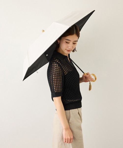 ROPE'（ロペ）の「[晴雨兼用傘]バンブーハンドルバイカラー折りたたみ傘(撥水雨傘・遮熱日傘)/UV&遮光率100%カット/近赤外線99.9％（折りたたみ傘・レディース・ブラック/キナリ・FREE）」の6枚目の写真