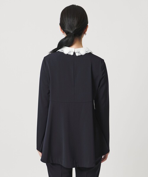 UNITED ARROWS（ユナイテッドアローズ）の「FEEL CLEAN 2WAY ブラウス ‐防しわ ストレッチ UVカット‐（シャツ/ブラウス・レディース・ブラック/ネイビー・38/36）」の16枚目の写真