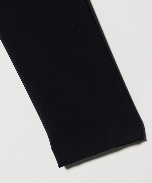 UNITED ARROWS（ユナイテッドアローズ）の「FEEL CLEAN 2WAY ブラウス ‐防しわ ストレッチ UVカット‐（シャツ/ブラウス・レディース・ブラック/ネイビー・38/36）」の20枚目の写真