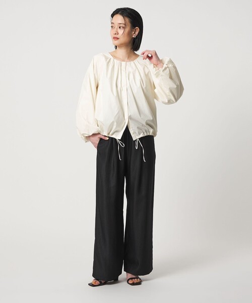 A DAY IN THE LIFE UNITED ARROWS(アデイインザライフユナイテッドアローズ)の「ギャザー バルーンスリーブ ブラウス <A DAY IN THE LIFE>(シャツ/ブラウス・レディース・ダークグレー/モカ/オフホワイト・FREE)」の20枚目の写真