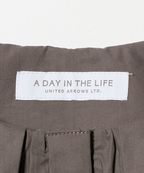 A DAY IN THE LIFE UNITED ARROWS(アデイインザライフユナイテッドアローズ)の「ギャザー バルーンスリーブ ブラウス <A DAY IN THE LIFE>(シャツ/ブラウス・レディース・ダークグレー/モカ/オフホワイト・FREE)」の17枚目の写真