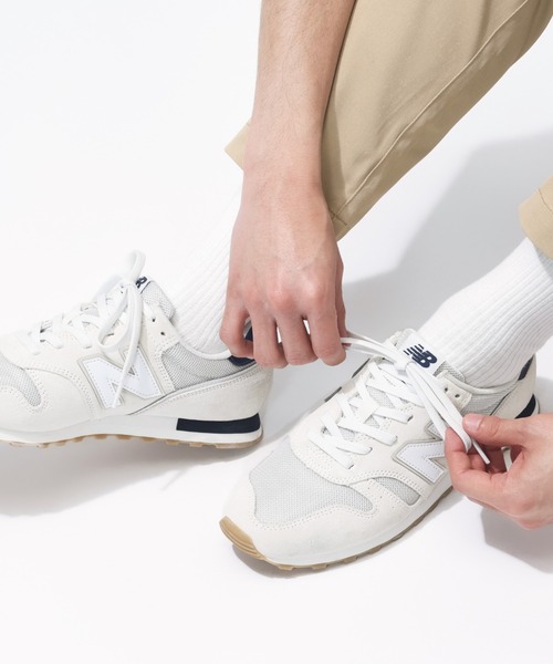 NEW BALANCE(ニューバランス)の「ニューバランス New Balance 373(スニーカー・メンズ・ホワイト×グレー・23.5cm/24.5cm/25.5cm/26.5cm/27.5cm/23.0cm/24.0cm/25.0cm/26.0cm/27.0cm/28.0cm)」の2枚目の写真