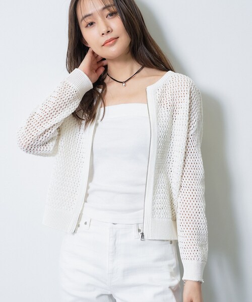 INDIVI(インディヴィ)の「【洗える/コットン】メッシュジップニットカーディガン(カーディガン/ボレロ・レディース・ダークブラウン/チャコールグレー/ライトグレー/ホワイト・38)」の6枚目の写真