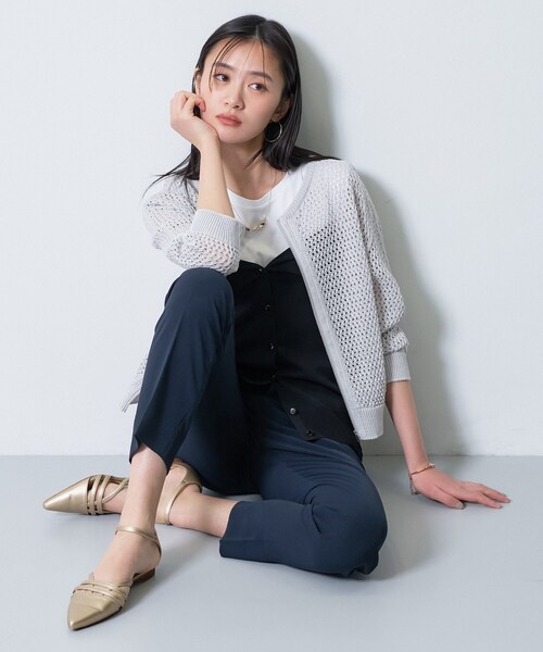 INDIVI(インディヴィ)の「【洗える/コットン】メッシュジップニットカーディガン(カーディガン/ボレロ・レディース・ダークブラウン/チャコールグレー/ライトグレー/ホワイト・38)」の11枚目の写真