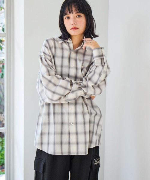 PBLIM（ページボーイリム）の「《UNISEX》オンブレシャツ（シャツ/ブラウス・レディース・オレンジ系その他/ブルー系その他/ホワイト系その他・FREE）」の4枚目の写真