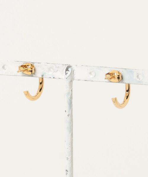 ARCHIVER(アーカイバ)の「【Stainless】 Half Hoop Pierce 15mm-ハーフ フープピアス(ピアス(両耳用)・メンズ・ゴールド/シルバー・FREE)」の6枚目の写真