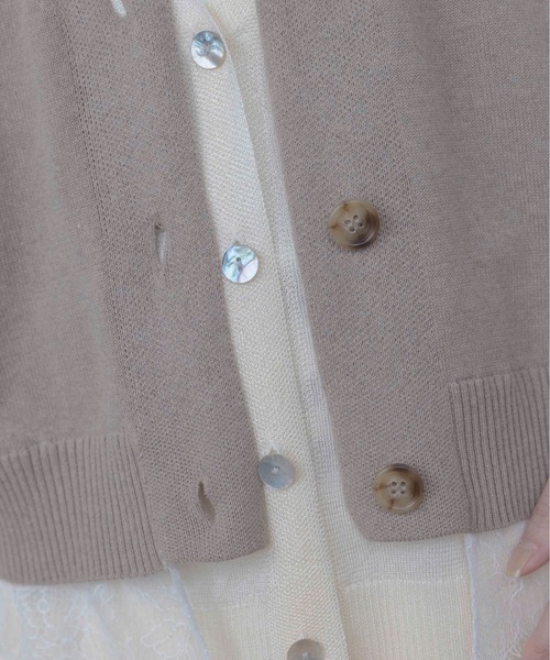 Eimee Law（エイミーロウ）の「レーストリムレイヤードニットベスト（ベスト・レディース・ブラック/ベージュ・FREE）」の6枚目の写真