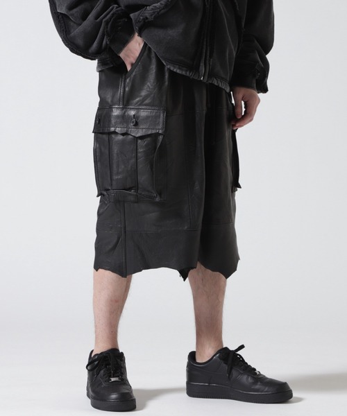 FR(13)NDS(フレンズ)の「FR(13)NDS /フレンズ/REPRO-LEATHER CARGO SHORTS(その他パンツ・メンズ・ブラック・M/L)」の11枚目の写真