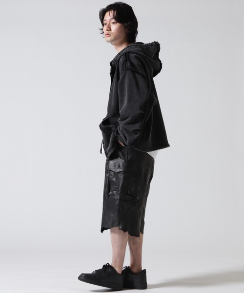 FR(13)NDS(フレンズ)の「FR(13)NDS /フレンズ/REPRO-LEATHER CARGO SHORTS(その他パンツ・メンズ・ブラック・M/L)」の10枚目の写真