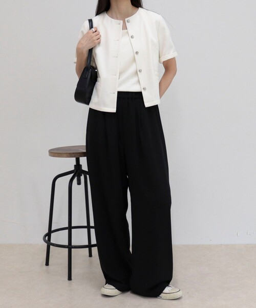 fredy emue(フレディエミュ)の「【@sora_522m企画】ノーカラーハーフスリーブジャケット(ノーカラージャケット・レディース・オフホワイト/ブラック・38)」の3枚目の写真