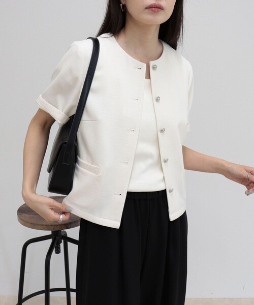 fredy emue(フレディエミュ)の「【@sora_522m企画】ノーカラーハーフスリーブジャケット(ノーカラージャケット・レディース・オフホワイト/ブラック・38)」の11枚目の写真