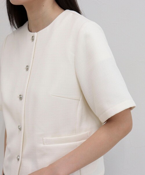 fredy emue(フレディエミュ)の「【@sora_522m企画】ノーカラーハーフスリーブジャケット(ノーカラージャケット・レディース・オフホワイト/ブラック・38)」の21枚目の写真