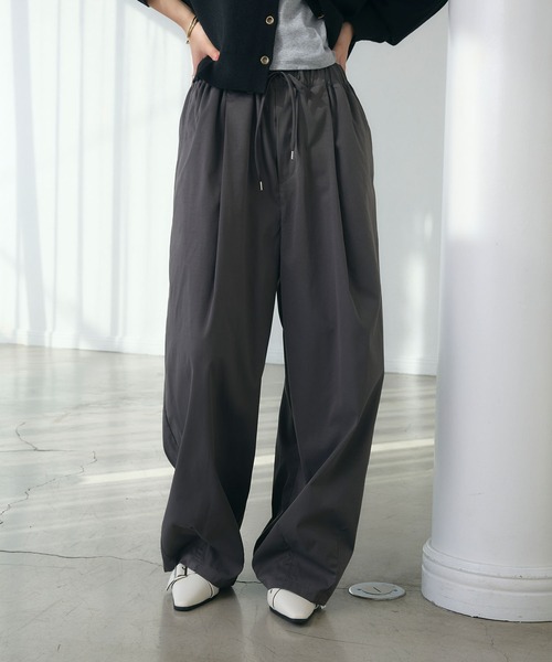 ELLEgirl（エルガール）の「イージーコクーンパンツ（その他パンツ・レディース・ライム/ベージュ/チャコール・TM/M）」の6枚目の写真