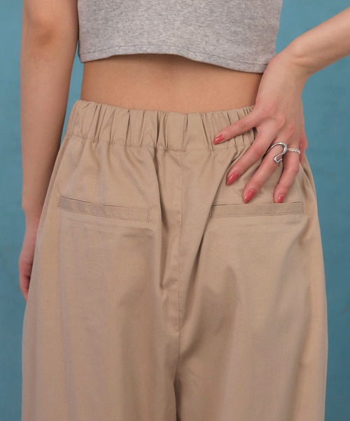 ELLEgirl（エルガール）の「イージーコクーンパンツ（その他パンツ・レディース・ライム/ベージュ/チャコール・TM/M）」の8枚目の写真