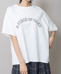 Munich（ミューニック）の「”A PIECE OF CAKE”ロゴプリントTシャツ（Tシャツ/カットソー）」