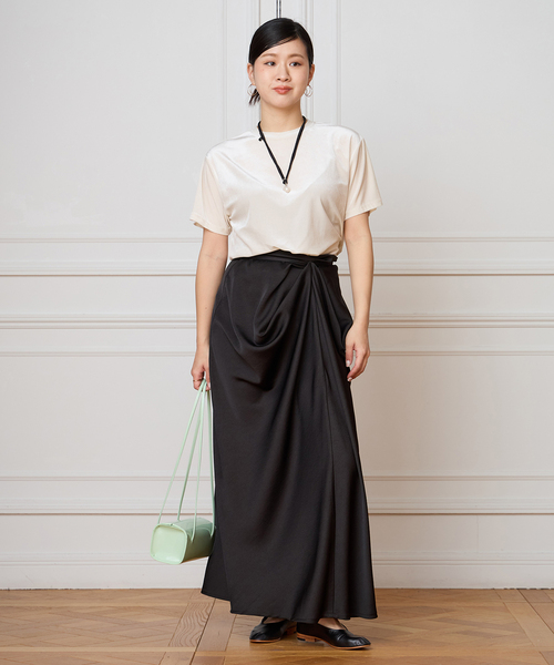 IENA LA BOUCLE（イエナラブークル）の「IENA LA BOUCLE ジョーゼットサテンスカート（スカート・レディース・ブラック・36/38）」の2枚目の写真