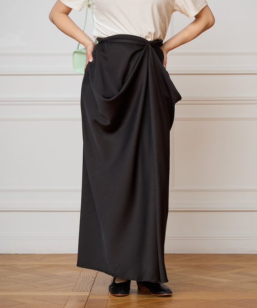 IENA LA BOUCLE（イエナラブークル）の「IENA LA BOUCLE ジョーゼットサテンスカート（スカート・レディース・ブラック・36/38）」の3枚目の写真