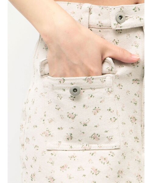 CALNAMUR(カルナムール)の「ツイルフラワーミニスカパン(スカート・レディース・ブルー/ピンク・SMALL/MEDIUM)」の15枚目の写真