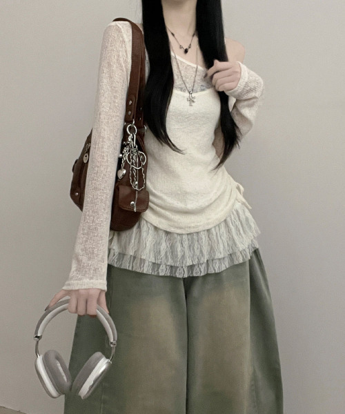 VIVID LADY（ビビッドレディー）の「ワンショルダーニット＆レースフリルキャミソール アンサンブル（アンサンブル・レディース・クリーム/グレー・FREE）」の14枚目の写真