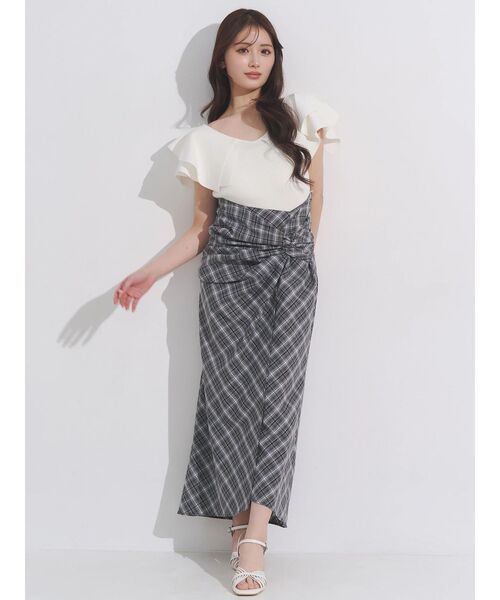 MERCURYDUO(マーキュリーデュオ)の「ツイストアシメナロースカート(スカート・レディース・ブラック/ミント/ベージュ・SMALL/MEDIUM)」の5枚目の写真