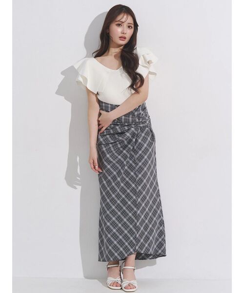 MERCURYDUO(マーキュリーデュオ)の「ツイストアシメナロースカート(スカート・レディース・ブラック/ミント/ベージュ・SMALL/MEDIUM)」の6枚目の写真
