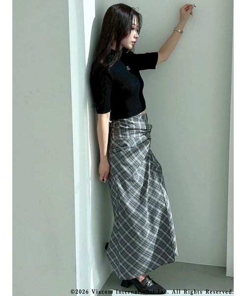 MERCURYDUO(マーキュリーデュオ)の「ツイストアシメナロースカート(スカート・レディース・ブラック/ミント/ベージュ・SMALL/MEDIUM)」の22枚目の写真