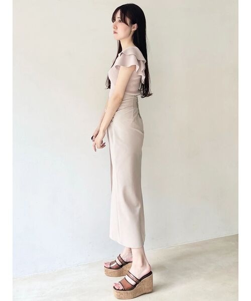 MERCURYDUO(マーキュリーデュオ)の「ツイストアシメナロースカート(スカート・レディース・ブラック/ミント/ベージュ・SMALL/MEDIUM)」の4枚目の写真